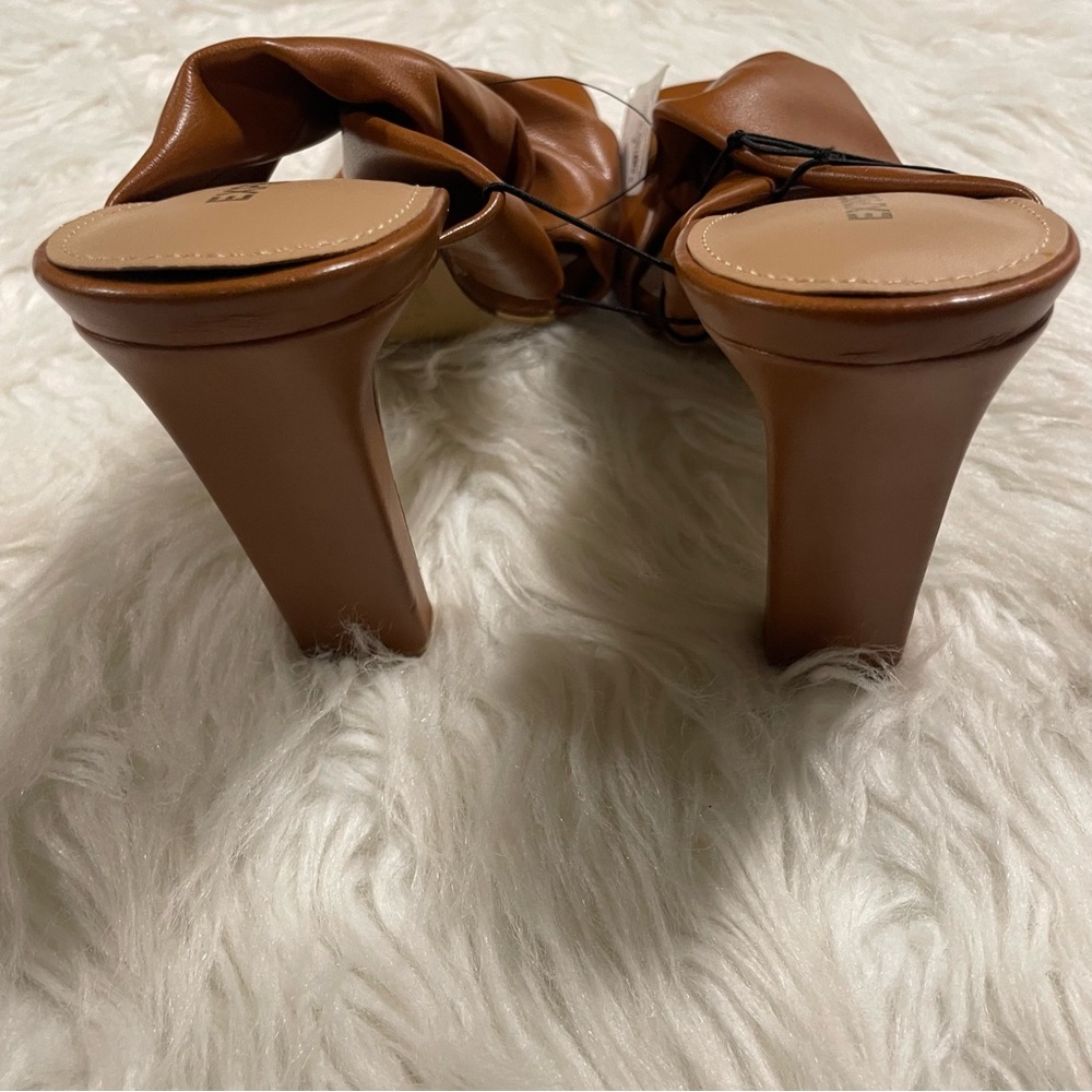Express Women's Tan Knotted Heel Sandals Size 9 - Picture 4 of 4